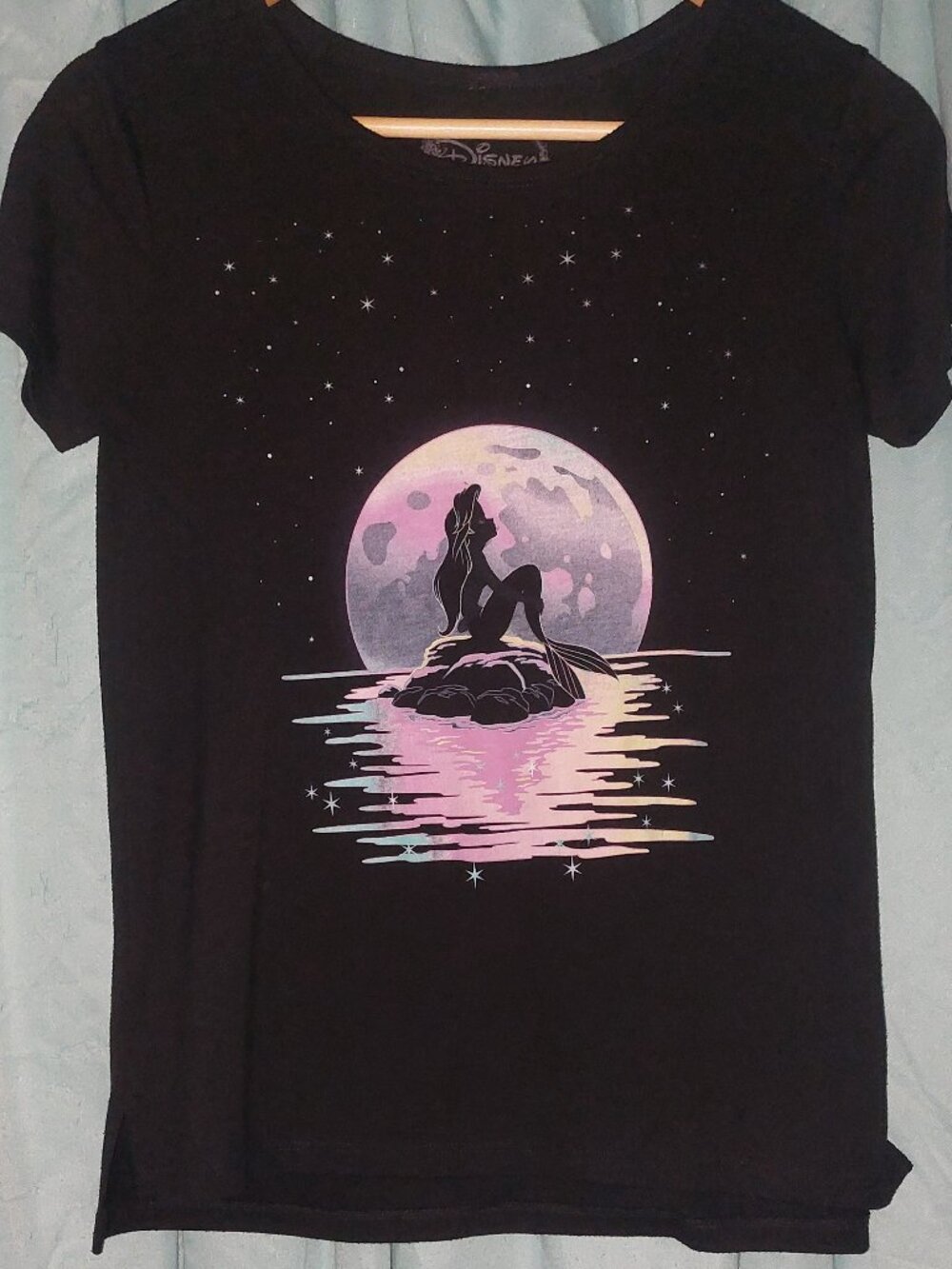 Disney The Little Mermaid Monn and Stars Graphic Tee Small